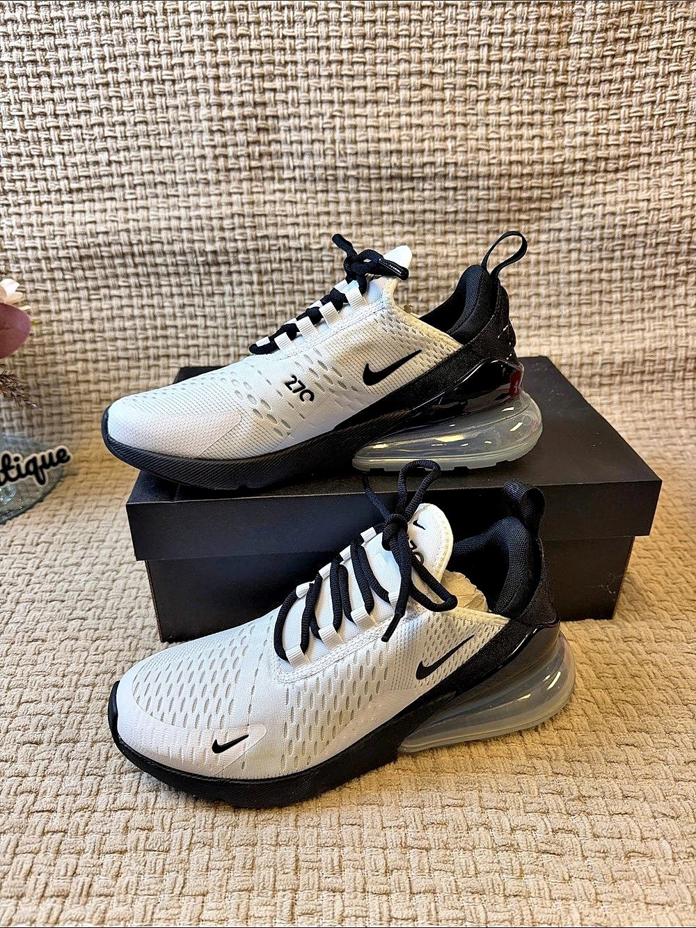 Nike Air Max 270 Athletic Shoes White & Black US 8.5
